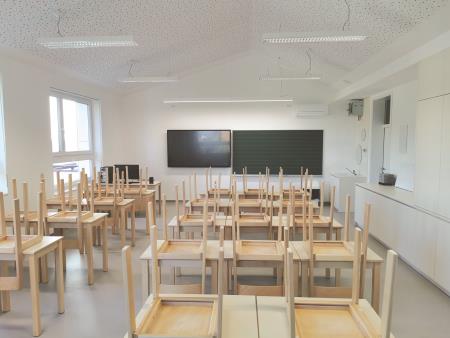 Prizidek OŠ Sečovlje z dvema učilnicama UČILNICA ZA DRUGO IN TRETJE TRILETJE